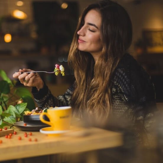 About Food Blogger Hero Img